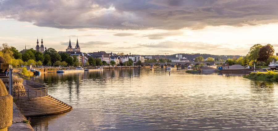 Bild zu Reise: Weinreise am Vater Rhein und Tochter Mosel