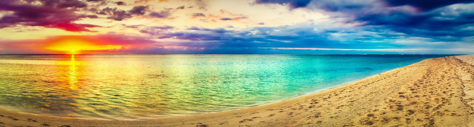 Seaview at sunset. Amazing landscape. Beautiful beach panorama