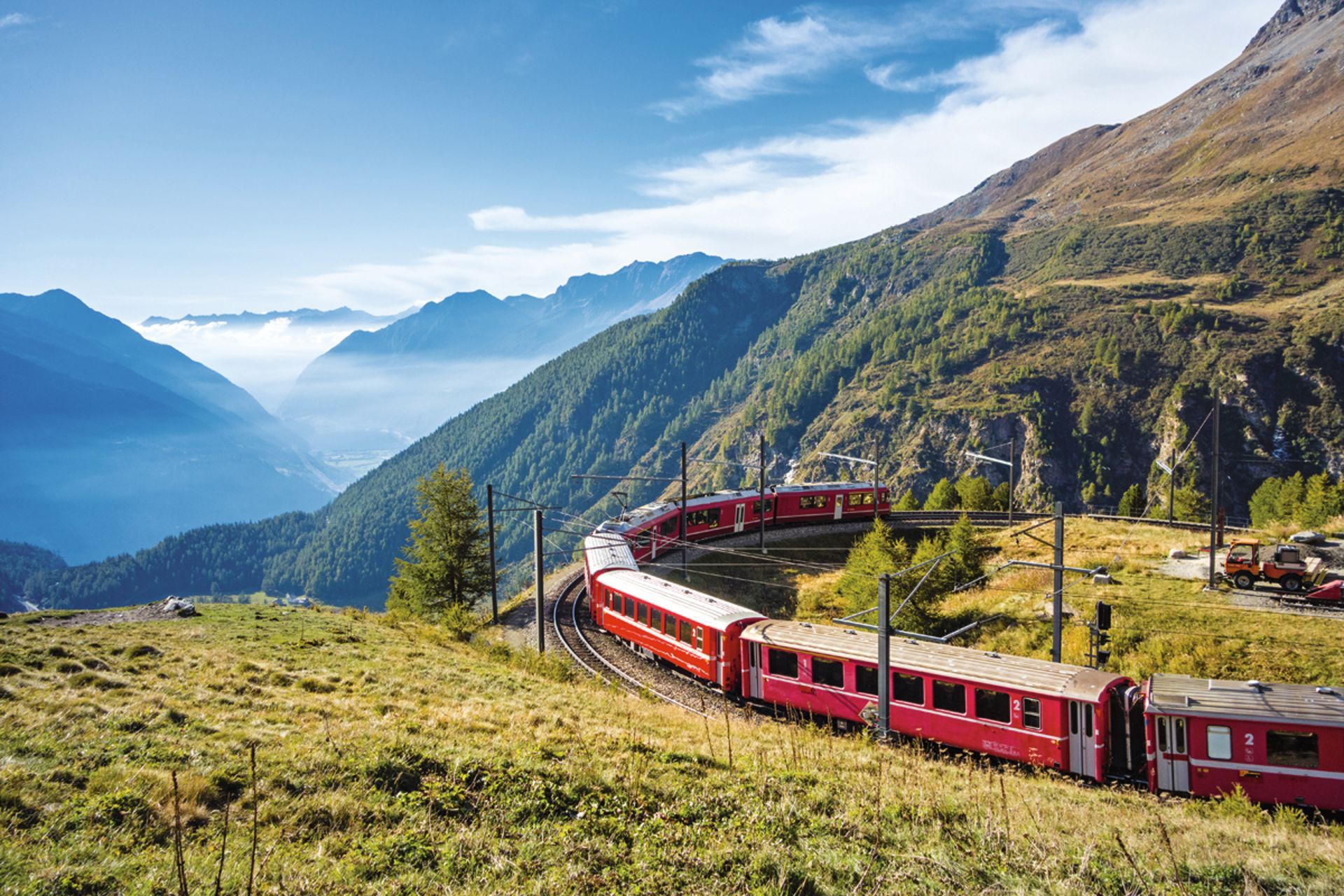 Graubünden, Schweiz. Mit der Bahn von der Alp Grüm durch das P