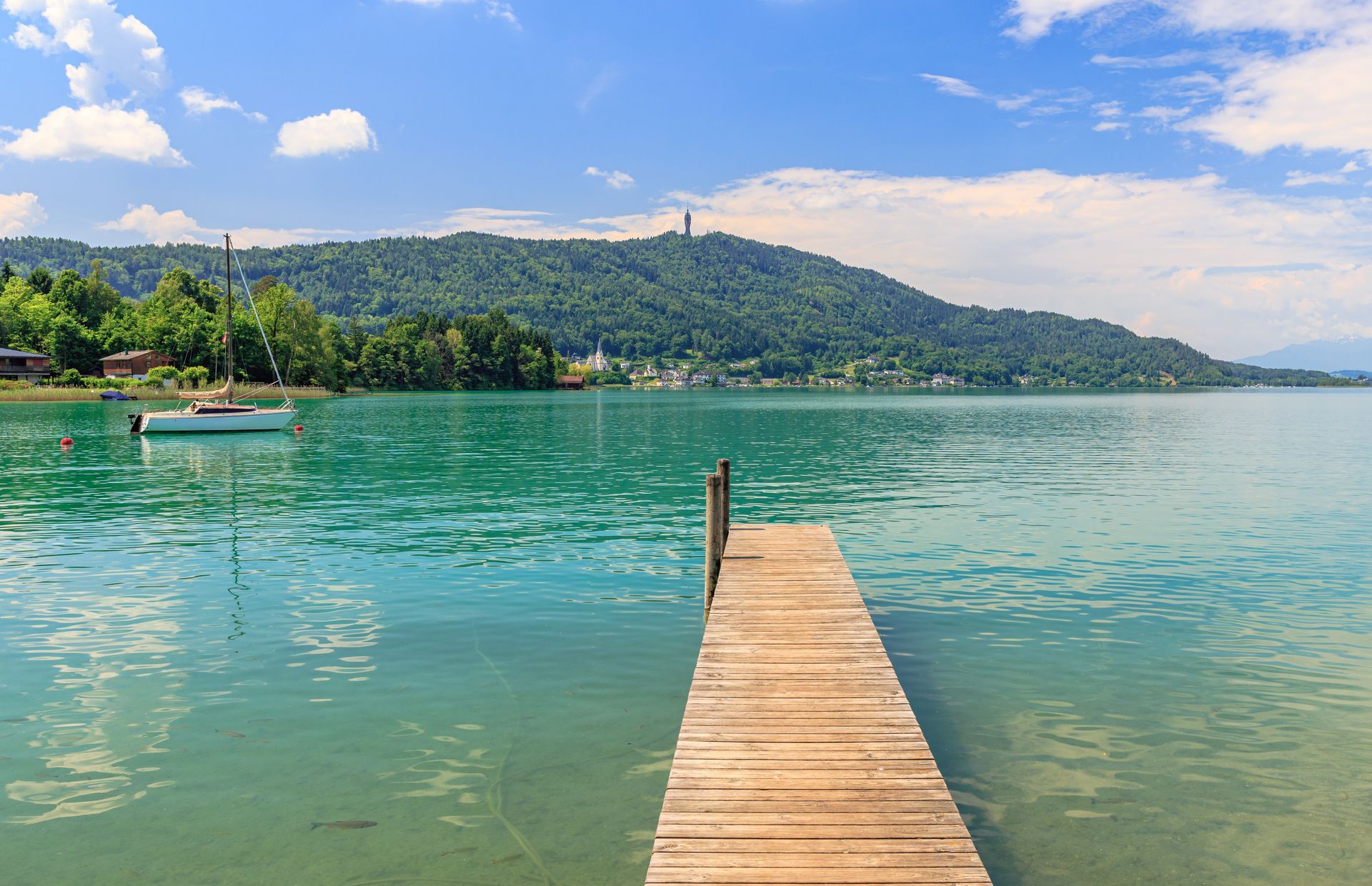 Scenic view over lake Wörthersee near Pritschitz with Pyramidenkogel and Maria Wörth 