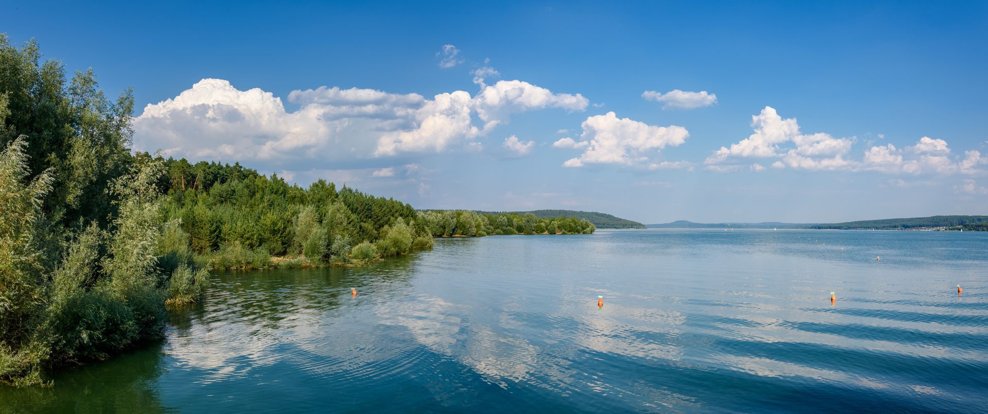 Sommeridylle am Großen Brombachsee im Fränkischen Seenland, Deutschland