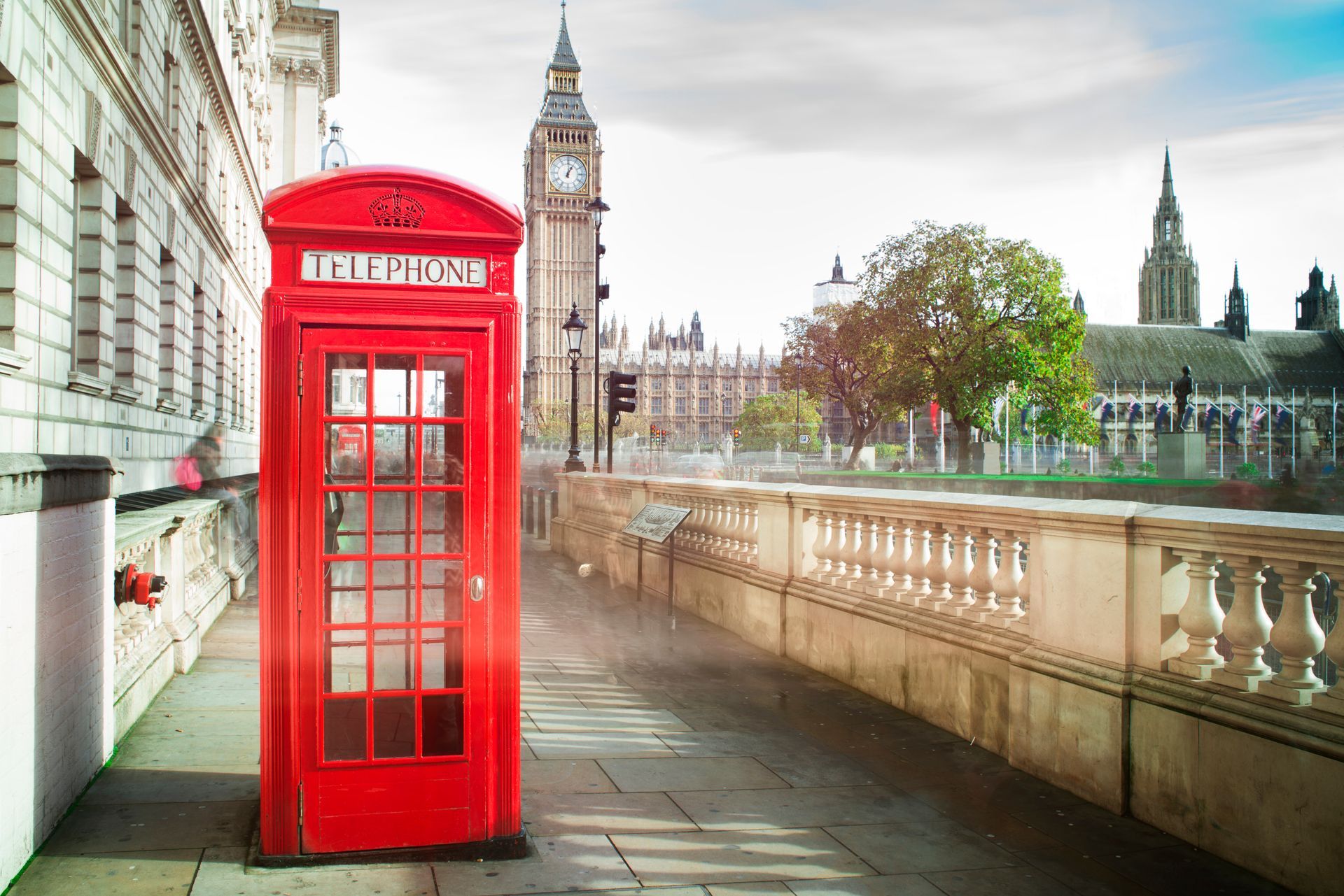 Big ben and red phone cabine in London